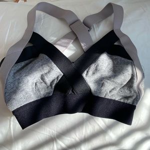 Aritzia Community Sports Bra